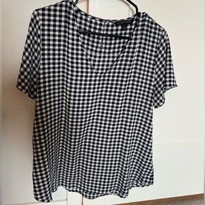 Zari V-Neck Flutter Sleeve blouse